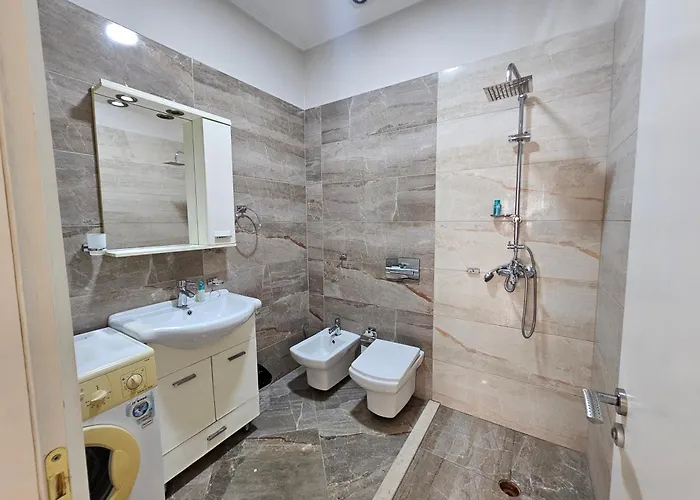 Comfort アパート ティラナ