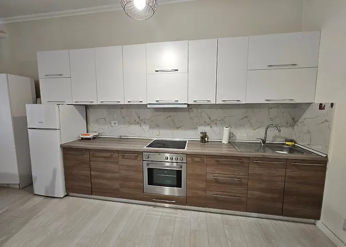 Comfort * ティラナ